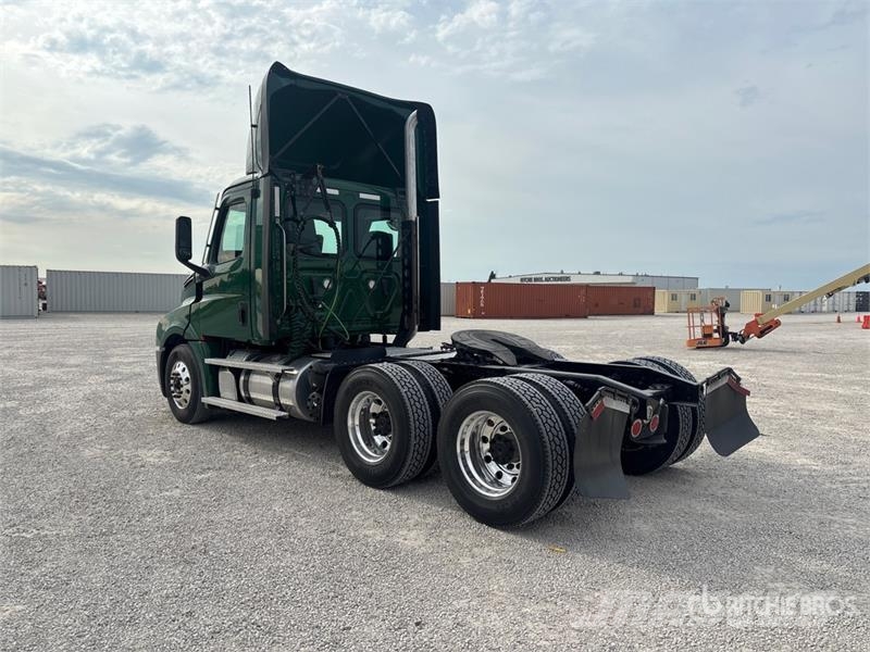 Freightliner Cascadia 126 Vlačilci