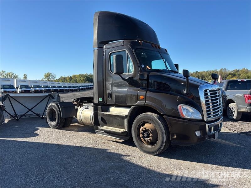 Freightliner Cascadia 113 Vlačilci