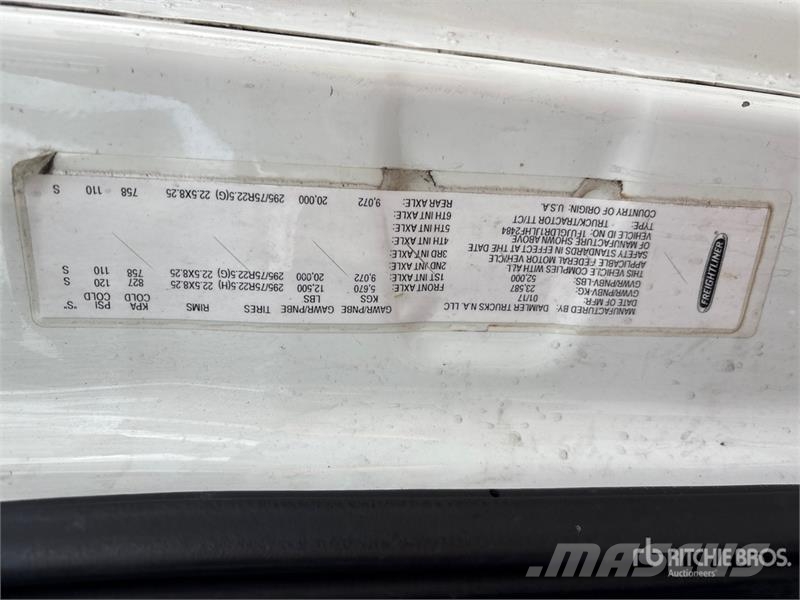 Freightliner Cascadia 125 6x4 T/A Sleeper Truck Tractor Sattelzugmaschinen