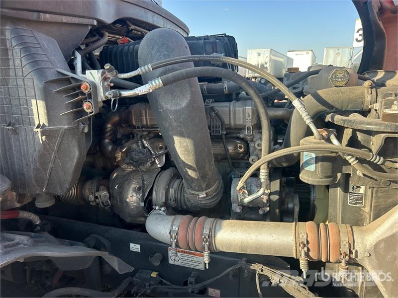 Freightliner Cascadia 126 Влекачи