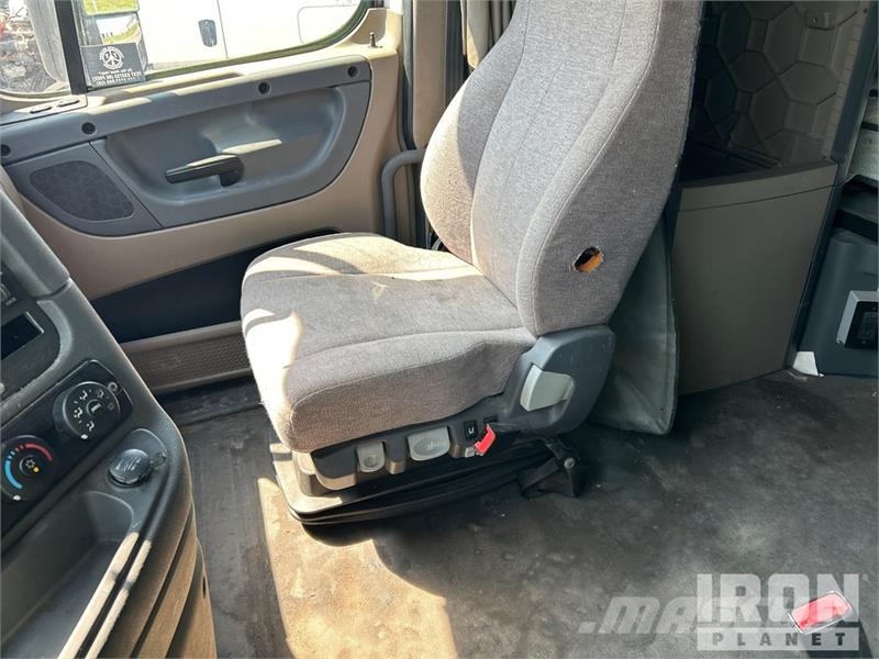 Freightliner Cascadia 125 Çekiciler