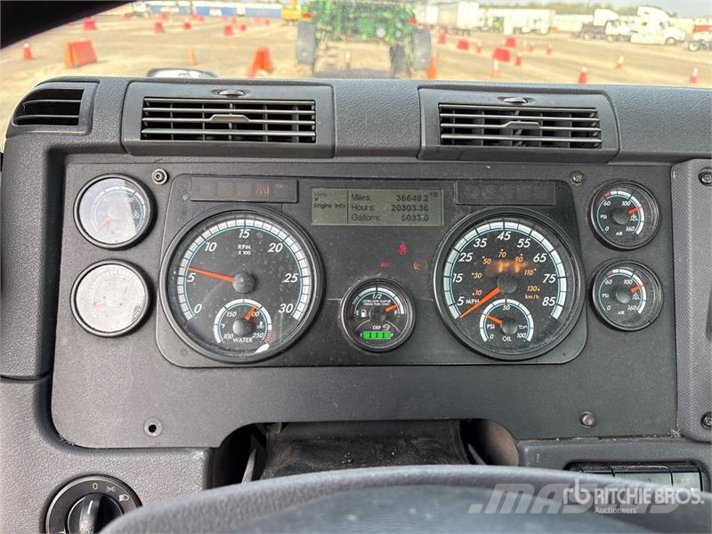 Freightliner Cascadia 125 Vilcēji