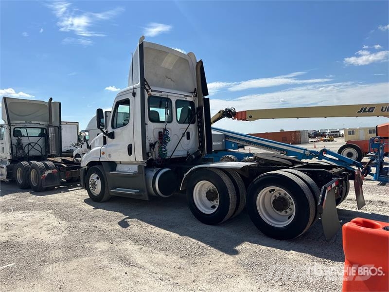 Freightliner Cascadia 125 Çekiciler