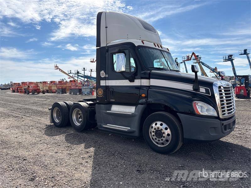 Freightliner Cascadia 125 Влекачи