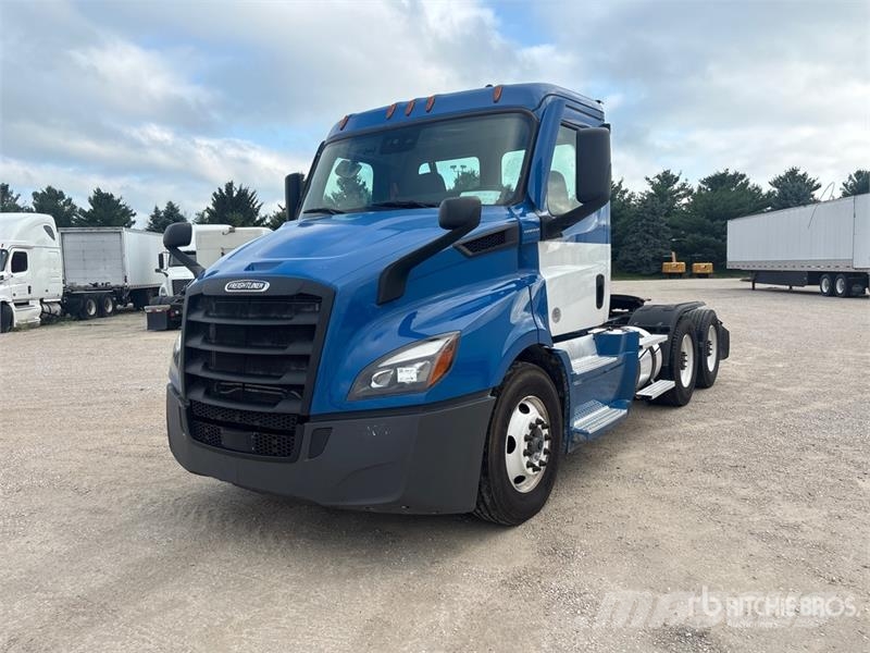 Freightliner Cascadia 116 Vetopöytäautot