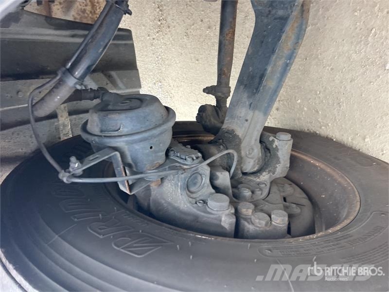 Freightliner Cascadia 116 وحدات الجر