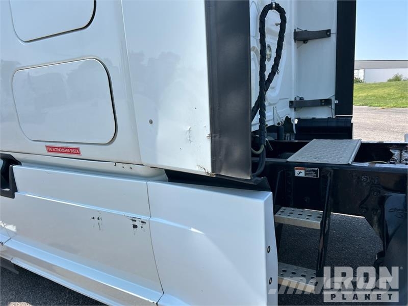 Freightliner Cascadia 126 Çekiciler
