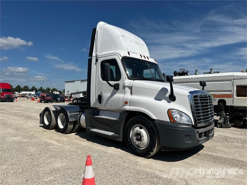 Freightliner Cascadia 125 Çekiciler