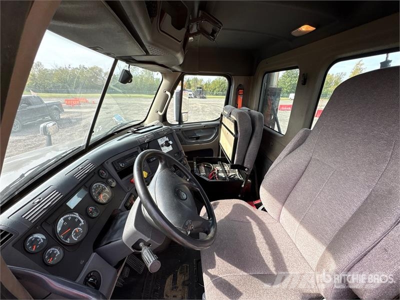 Freightliner Cascadia 125 Tractor Units
