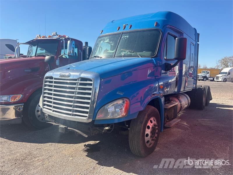 Freightliner Cascadia 125 Vlačilci