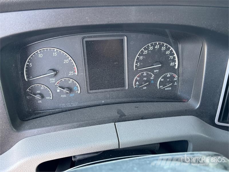Freightliner Cascadia 126 Влекачи