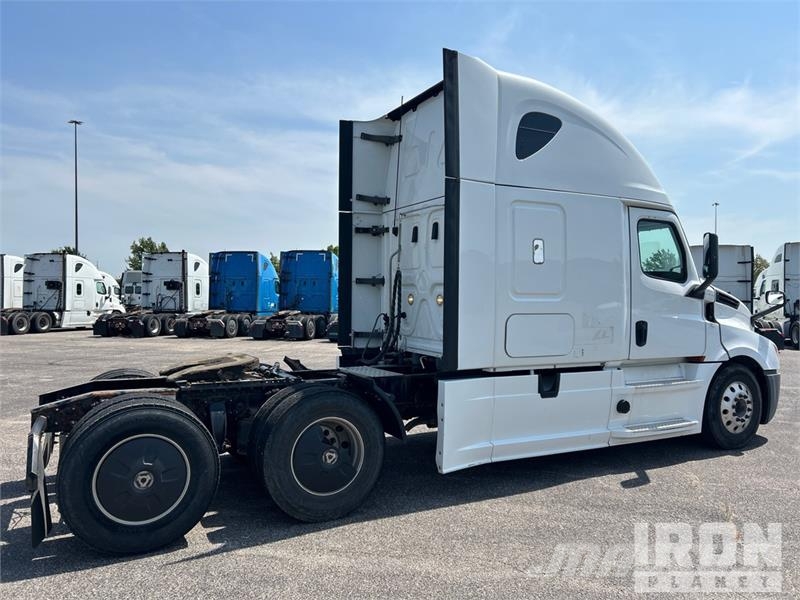 Freightliner Cascadia 126 Çekiciler