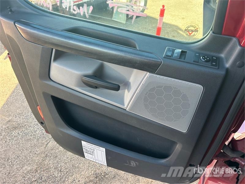Freightliner Cascadia 126 Влекачи