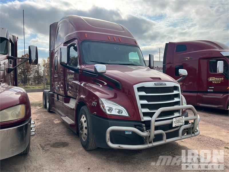 Freightliner Cascadia 126 Vilcēji