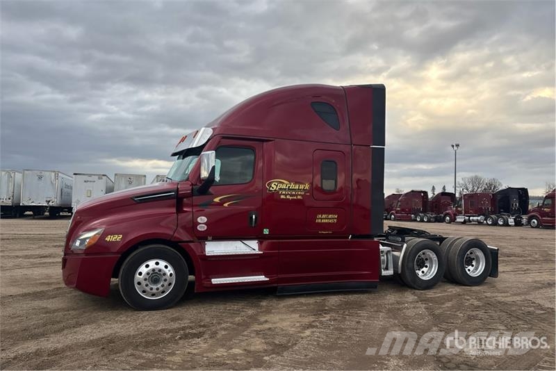 Freightliner Cascadia 126 Tahače