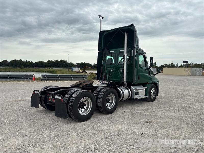Freightliner Cascadia 126 Prime Movers