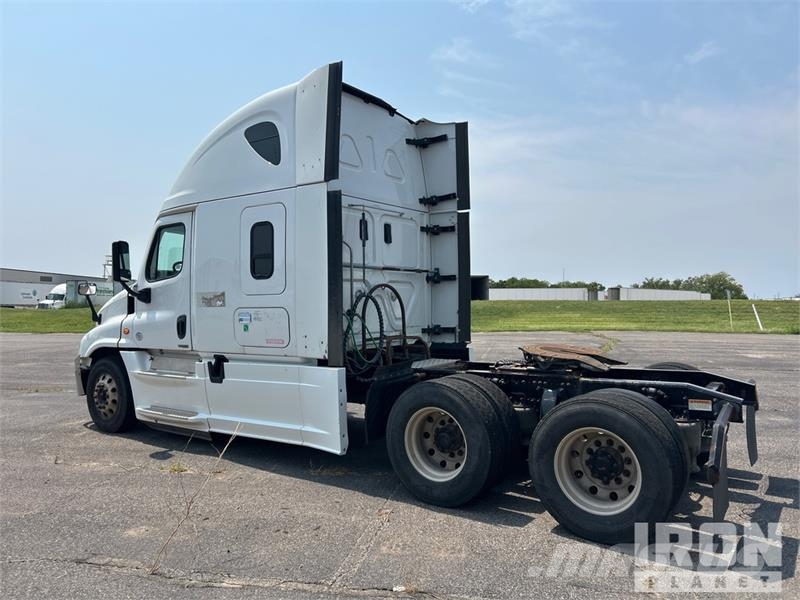 Freightliner Cascadia 125 Çekiciler