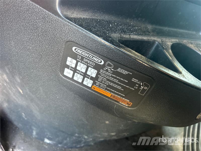 Freightliner Cascadia 126 Влекачи