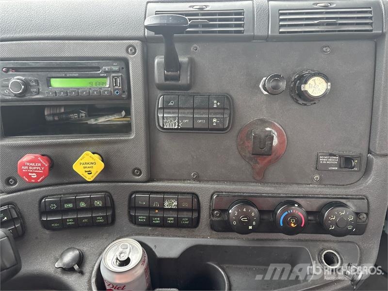 Freightliner Cascadia 125 Vlačilci
