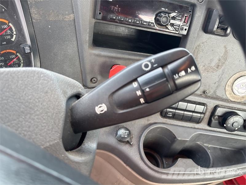 Freightliner Cascadia 113 Tracteur routier