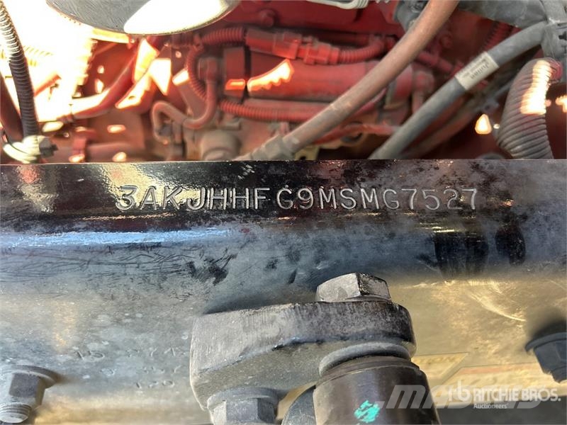 Freightliner Cascadia 126 Седельные тягачи