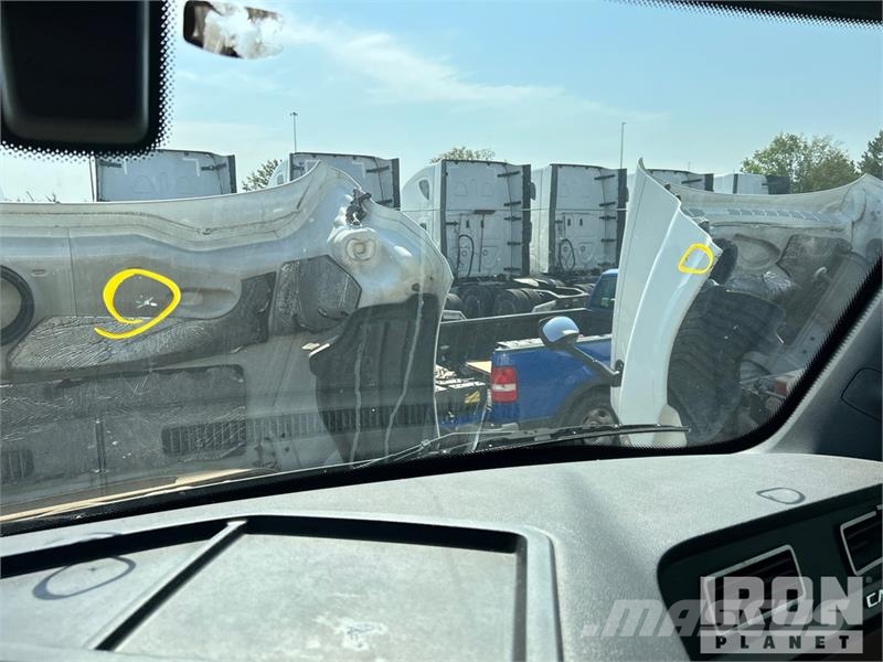 Freightliner Cascadia 126 Sadulveokid