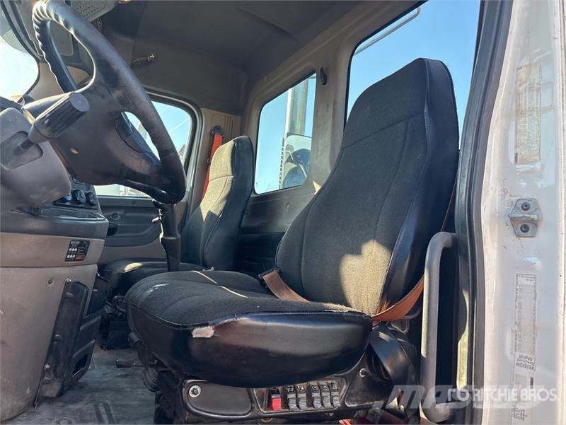 Freightliner Cascadia 113 Vlačilci