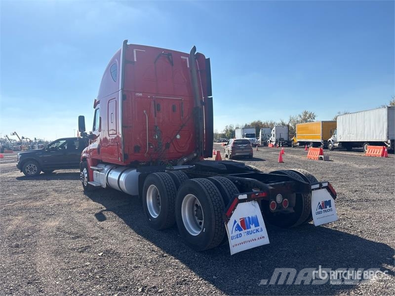Freightliner Cascadia 125 6x4 T/A Sleeper Truck Tractor Motrici e Trattori Stradali