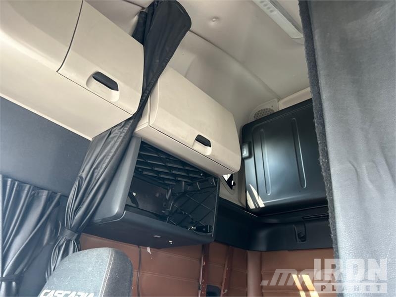 Freightliner Cascadia 126 Çekiciler