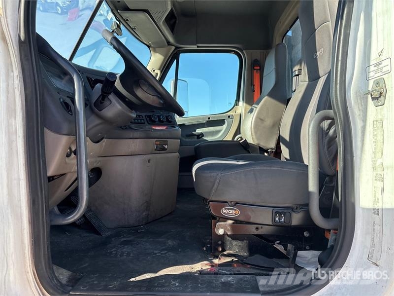 Freightliner Cascadia 125 Vlačilci