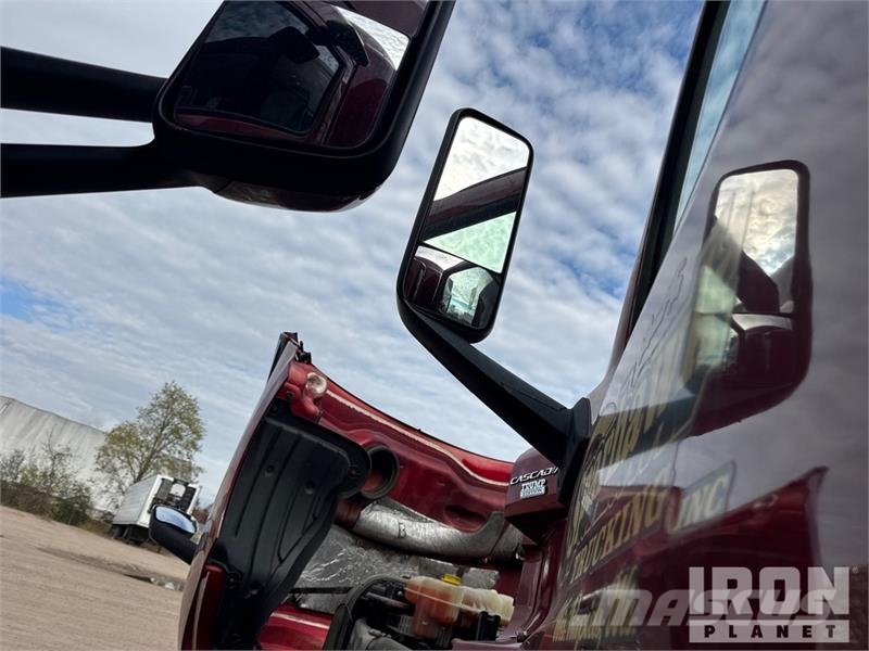 Freightliner Cascadia 126 Tractores (camiões)
