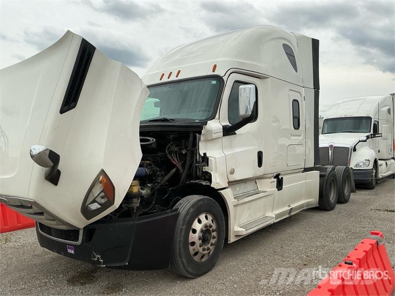 Freightliner Cascadia 126 Vlačilci