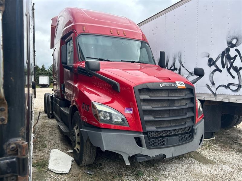 Freightliner Cascadia 126 6x4 T/A Sleeper Truck Tractor Ciągniki siodłowe