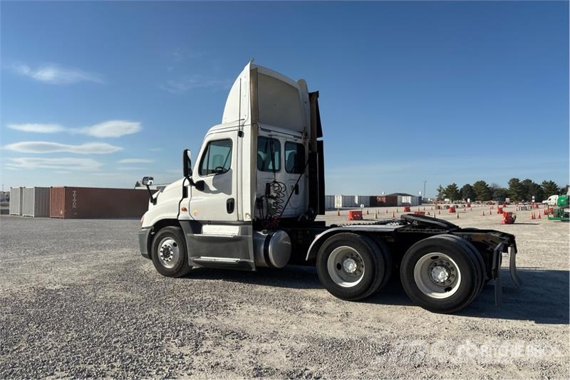 Freightliner Cascadia 125 Sattelzugmaschinen