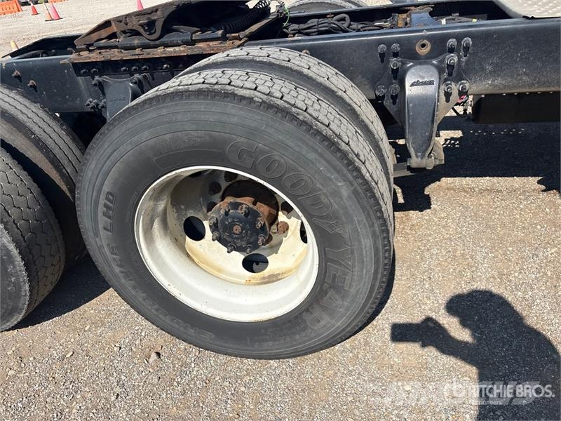 Freightliner Cascadia 125 T/A Sleeper Truck Tractor Седельные тягачи