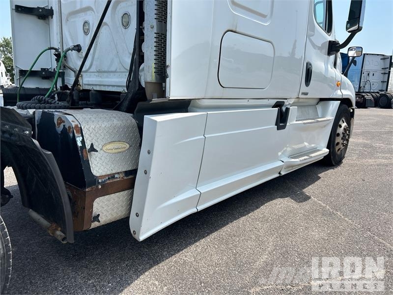 Freightliner Cascadia 125 Çekiciler
