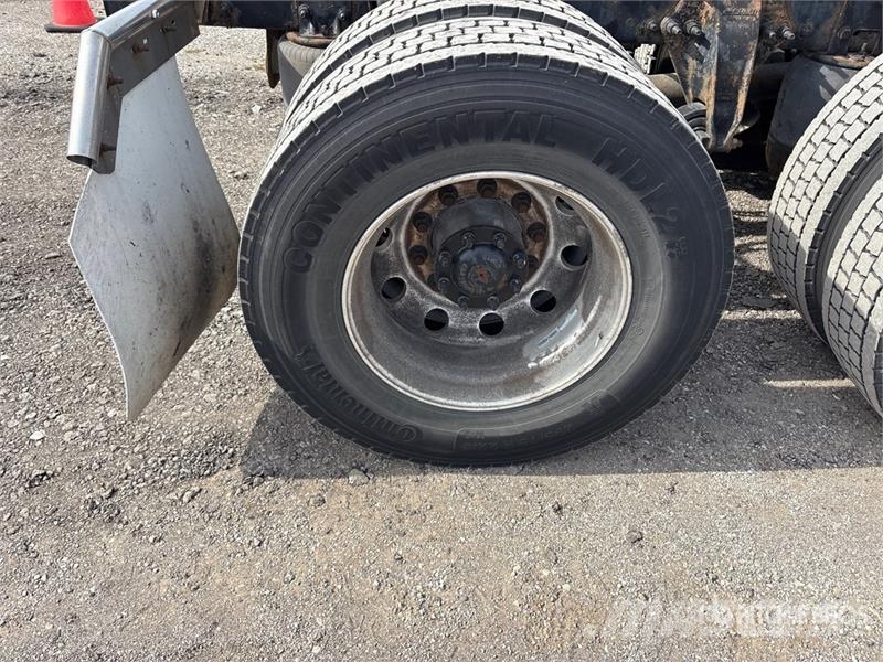 Freightliner Cascadia 125 Tractor Units