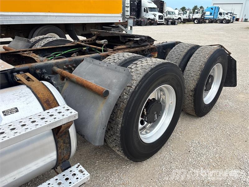 Freightliner Cascadia 116 Prime Movers