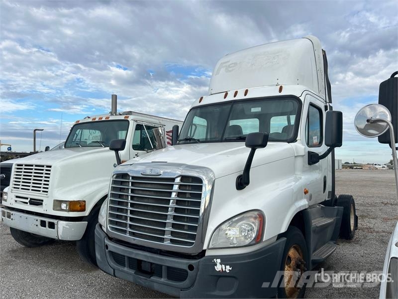 Freightliner Cascadia 125 Tractor Units