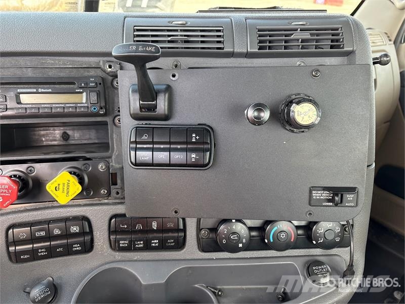 Freightliner Cascadia 125 Влекачи