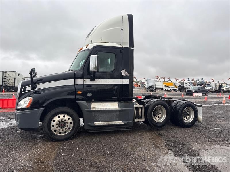 Freightliner Cascadia 125 Vlačilci