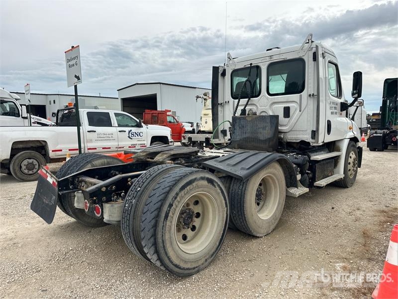 Freightliner Cascadia 113 Sattelzugmaschinen
