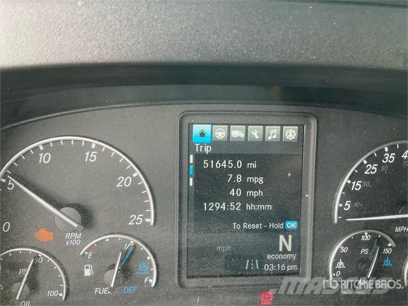 Freightliner Cascadia 126 Vlačilci
