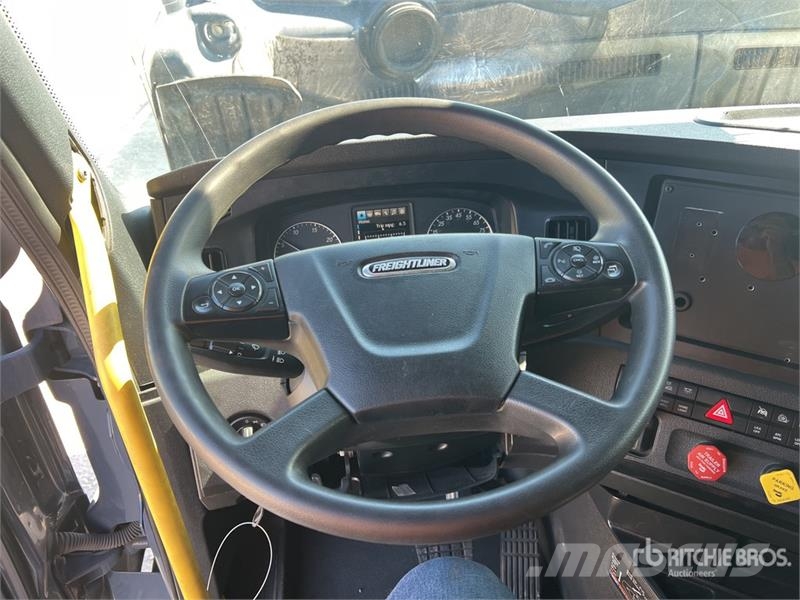 Freightliner Cascadia 116 Cabezas tractoras