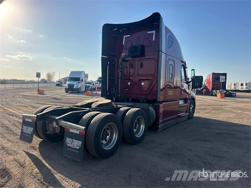 Freightliner Cascadia 126 Влекачи