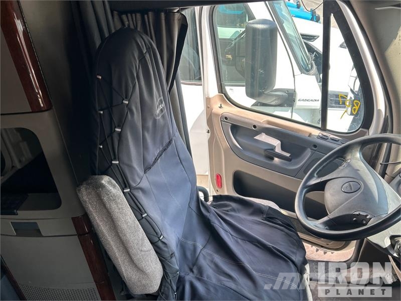 Freightliner Cascadia 125 Tahače