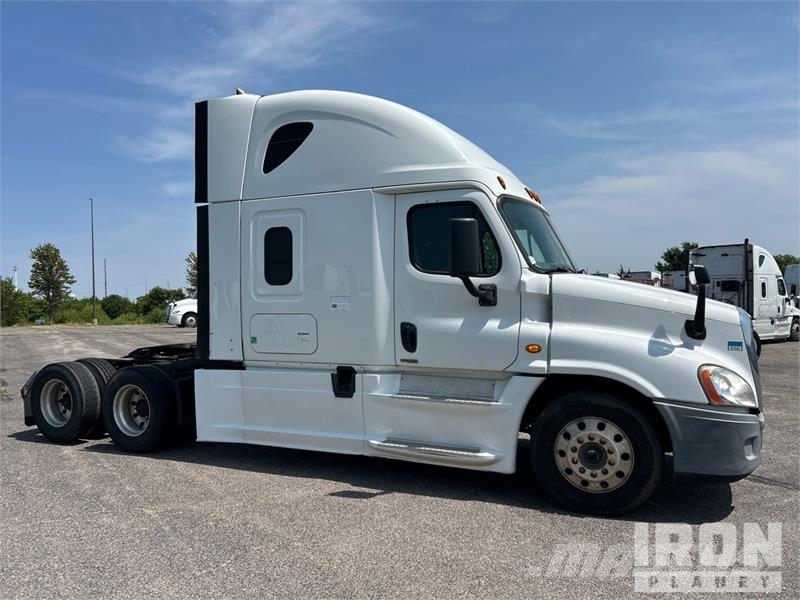 Freightliner Cascadia 125 Çekiciler