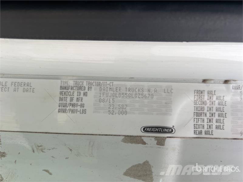 Freightliner Cascadia 125 6x4 T/A Sleeper Truck Tractor Tractor Units