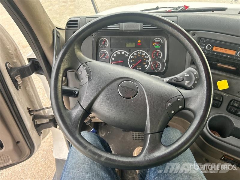Freightliner Cascadia 125 وحدات الجر