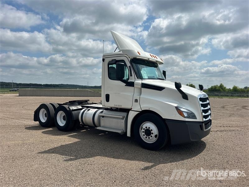 Freightliner Cascadia 126 Prime Movers